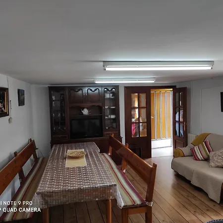 Сasa de vacaciones Casa De Pueblo La Barriada Lago de Carucedo
