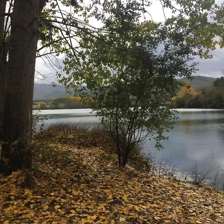 Casa De Pueblo La Barriada * Lago de Carucedo
